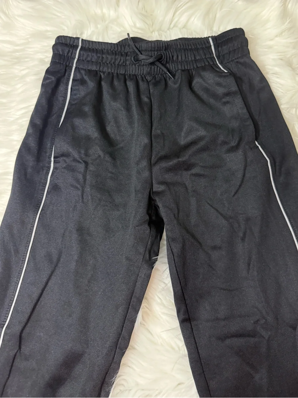 Old Navy Active Black Athletic Pants - Boys Size M (8)